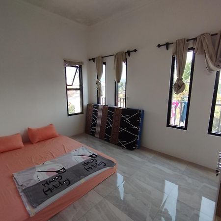 Villa Cassandra Cigombong المظهر الخارجي الصورة